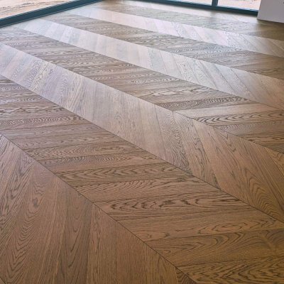 FertigDeska Chevron Dab Color Rosolare 6